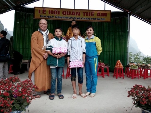 Thanh Hóa: Khai mạc lễ hội Quan Âm chùa Linh Ứng