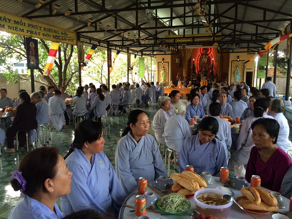 Khánh Hòa: Chùa Sắc tứ Minh Thiện Tổng kết Khóa tu Một Ngày An Lạc năm 2016