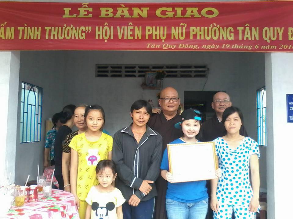 Đồng Tháp: Bàn giao hai nhà mái ấm tình thương