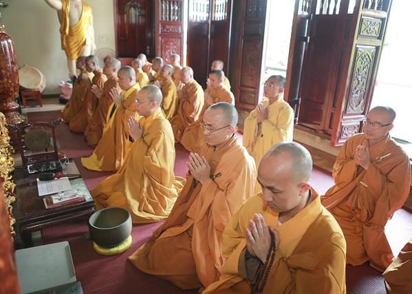 Thái Nguyên: Chư hành giả làm lễ tác pháp an cư PL 2560- DL 2016