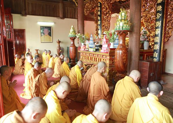 Thái Nguyên: Chư hành giả làm lễ tác pháp an cư PL 2560- DL 2016