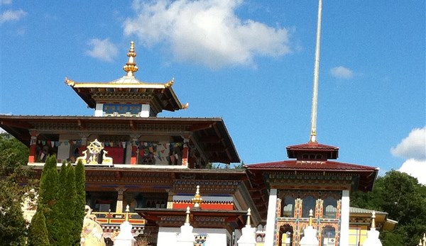 France: Chùm ảnh ngôi Chùa Dashang Kagyu Ling, Bourgogne