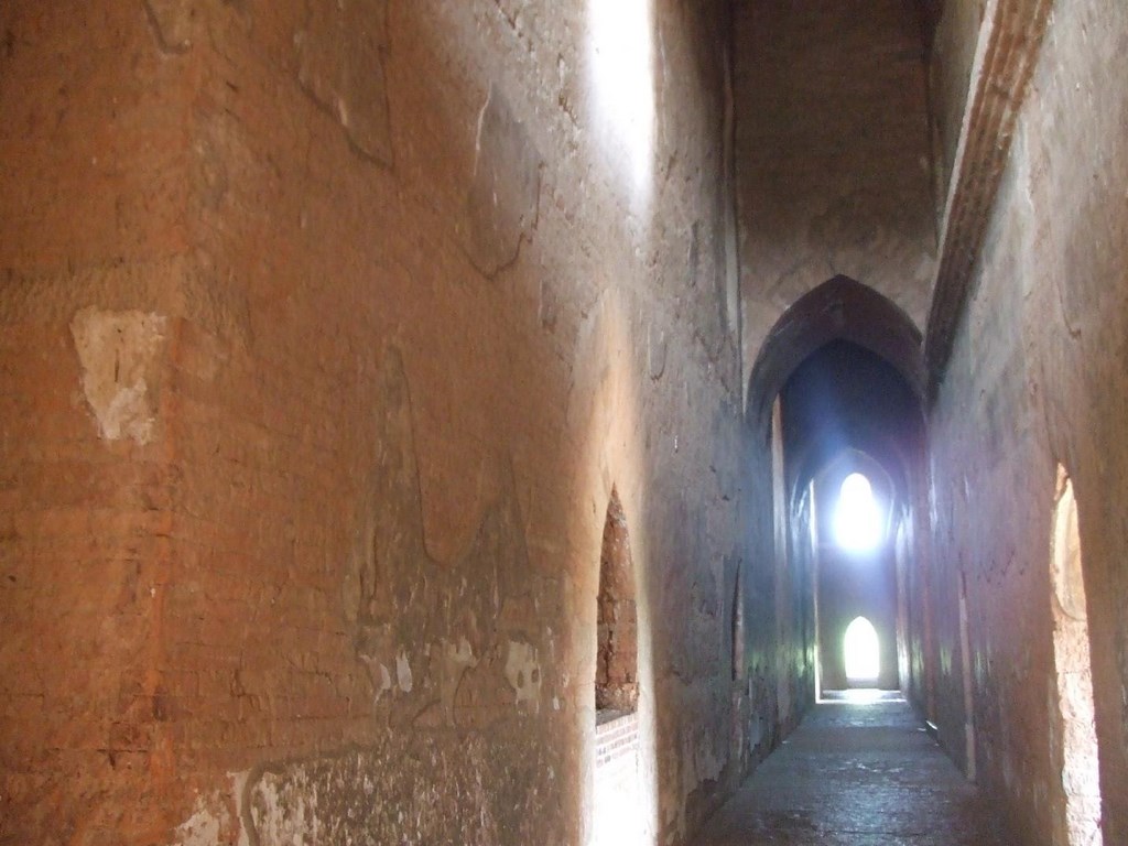 Myanmar: Chùm ảnh Ngôi Già lam Cổ tự Dhammayangyi, Bagan