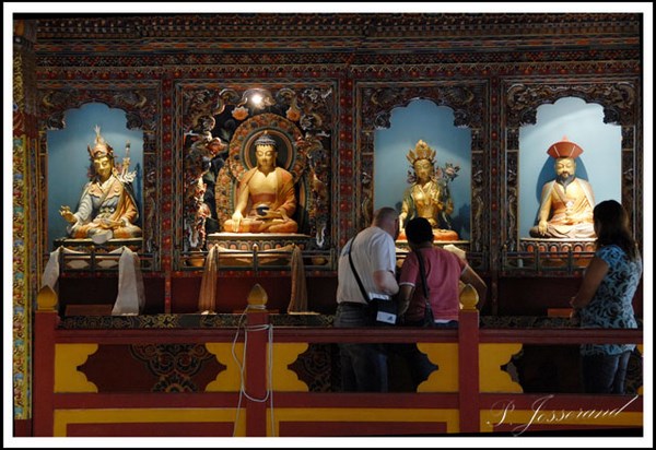 France: Chùm ảnh ngôi Chùa Dashang Kagyu Ling, Bourgogne