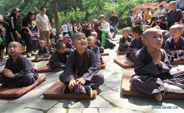 Trung Quốc: Chùm ảnh 50 Tiểu Hòa thượng tham gia cuộc thi bé đáng yêu