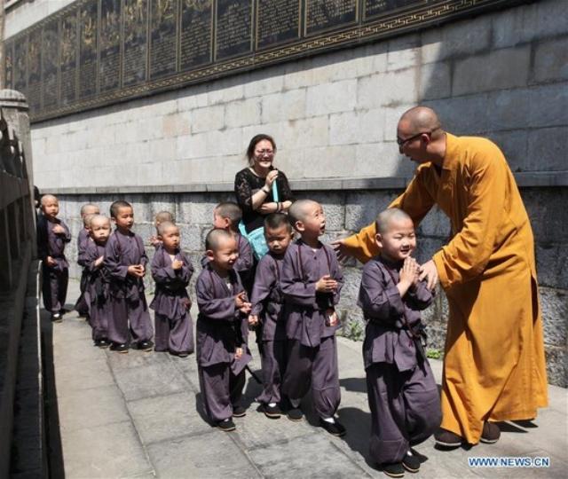 Trung Quốc: Chùm ảnh 50 Tiểu Hòa thượng tham gia cuộc thi bé đáng yêu