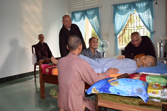 Cung tiễn Ân Sư