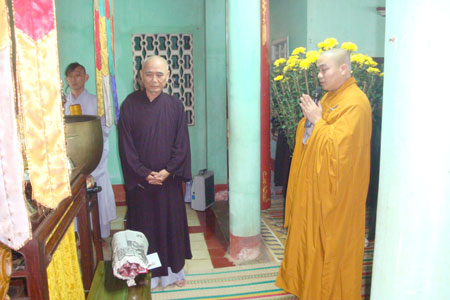 Cung tiễn Ân Sư