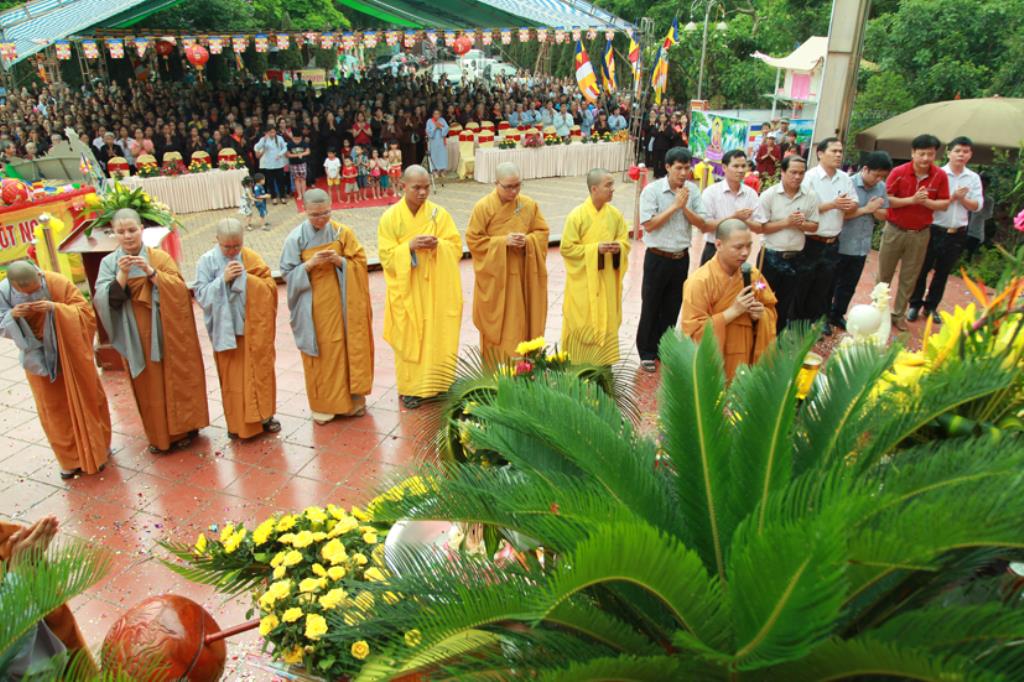 Tuyên Quang: Chùa Hang Long Trọng Tổ Chức Lễ Phật Đản