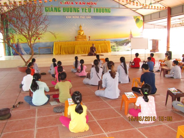 Thái Bình: Nhà chùa mở lớp học Phật pháp và lớp học võ cho các em nhỏ
