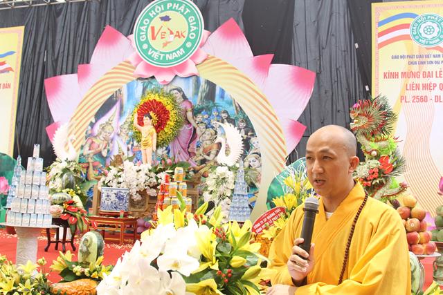 Thái Nguyên:Hàng ngàn người tham dự Đại lễ tắm Phật và diễu hành xe hoa