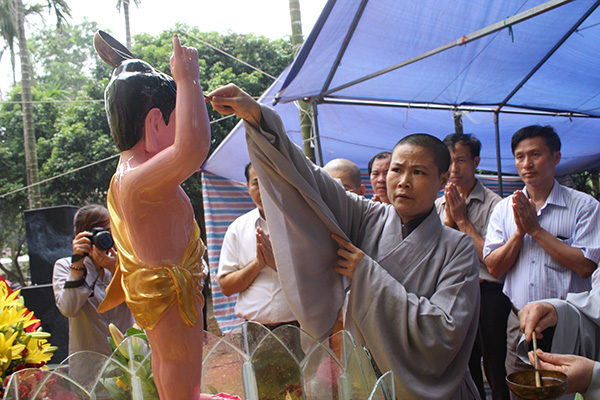 Hà Nội: Lễ nhập tự chùa Khô