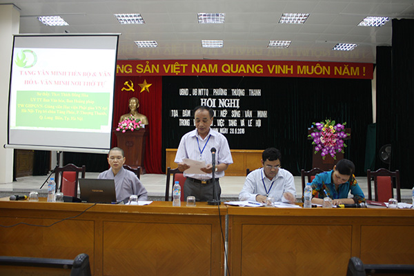 Hà Nội: Sư cô Thích Đồng Hoà thuyết giảng tại UBND phường Thượng Thanh.