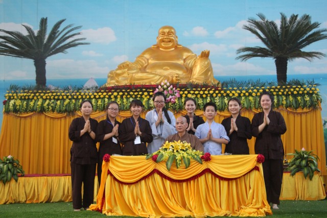 Thái Bình: Bế mạc khóa tu sen hồng chùa Từ Xuyên