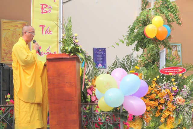 BTSPG Thị xã Dĩ An Chào mừng Đại lễ Phật đản 2560 - DL: 2016