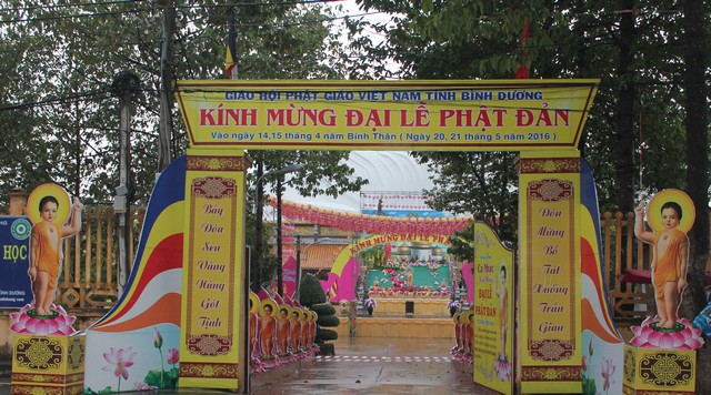 Bình Dương: Trước giờ chào mừng Đại Lễ Phật Đản 2560