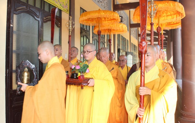 Bình Dương: 701 hành giả an cư bố tát hạ tuần tháng 04 - PL: 2560