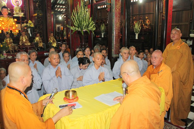 Bình Dương: 701 hành giả an cư bố tát hạ tuần tháng 04 - PL: 2560