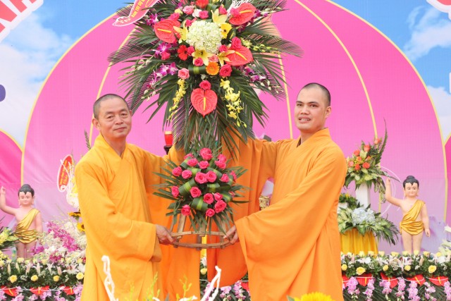 Thái Bình: BTS Phật giáo huyện Vũ Thư tổ chức Đại lễ Phật đản