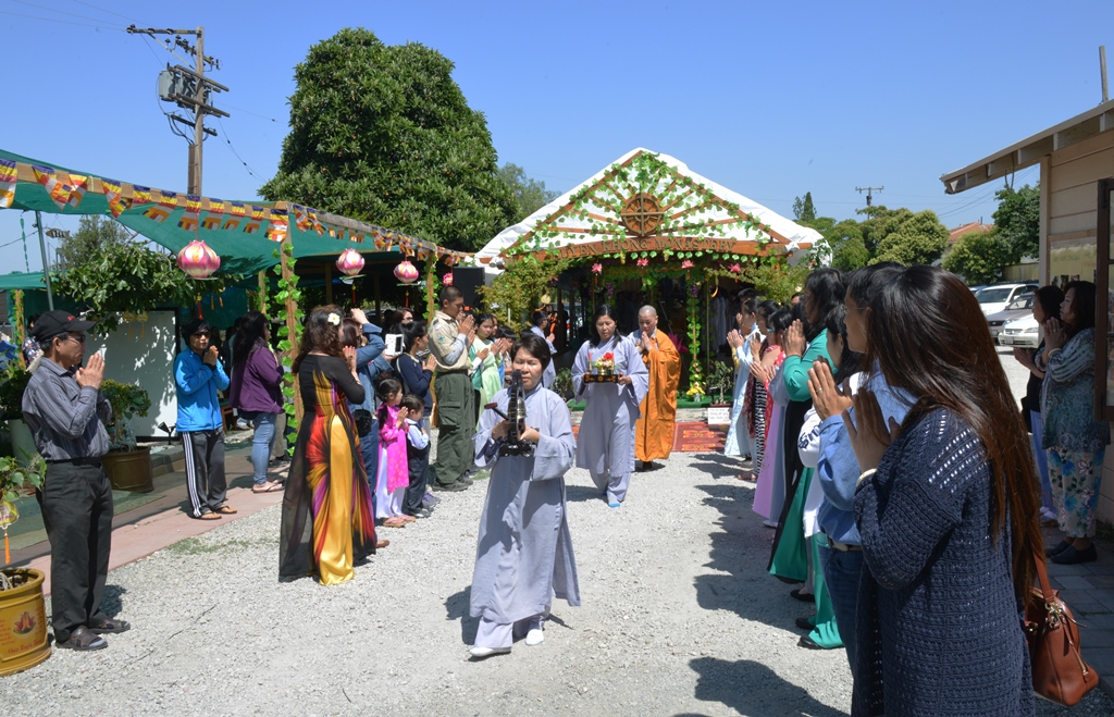 Hoa Kỳ: Đại Lễ Phật Đản PL. 2560 tại Tu Viện Huyền Không ở San Jose