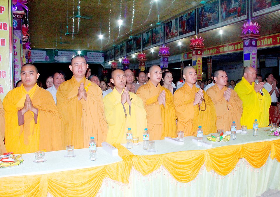Sầm Sơn: Ban Trị sự GHPGVN Thị xã Sầm Sơn tổ chức Đại Lễ Phật Đản PL.2560 - DL.2016