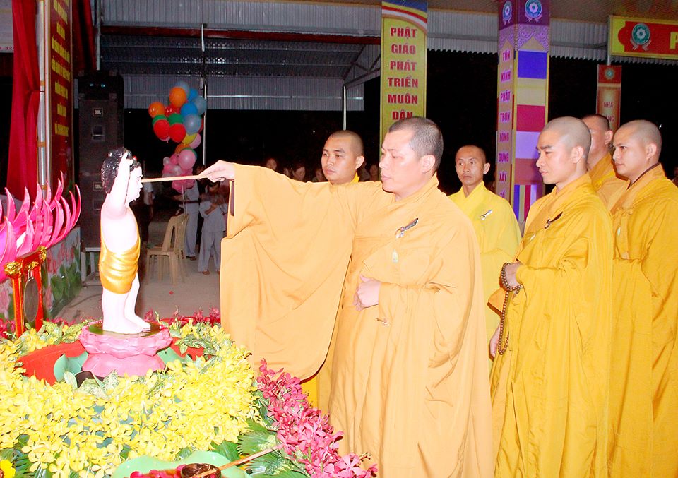 Sầm Sơn: Ban Trị sự GHPGVN Thị xã Sầm Sơn tổ chức Đại Lễ Phật Đản PL.2560 - DL.2016