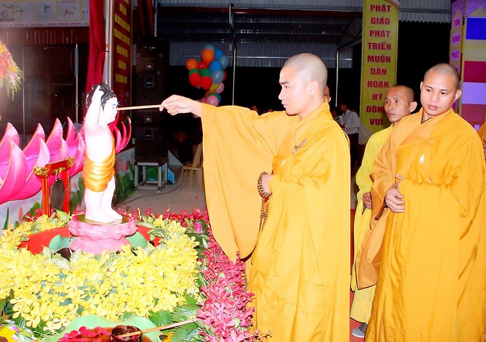 Sầm Sơn: Ban Trị sự GHPGVN Thị xã Sầm Sơn tổ chức Đại Lễ Phật Đản PL.2560 - DL.2016