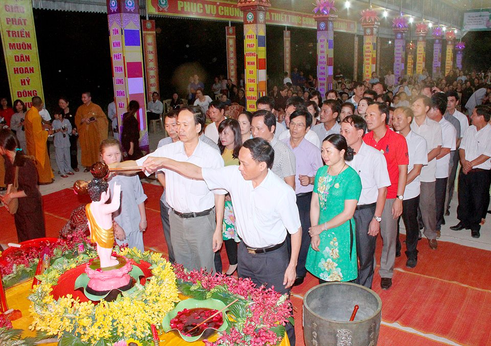 Sầm Sơn: Ban Trị sự GHPGVN Thị xã Sầm Sơn tổ chức Đại Lễ Phật Đản PL.2560 - DL.2016