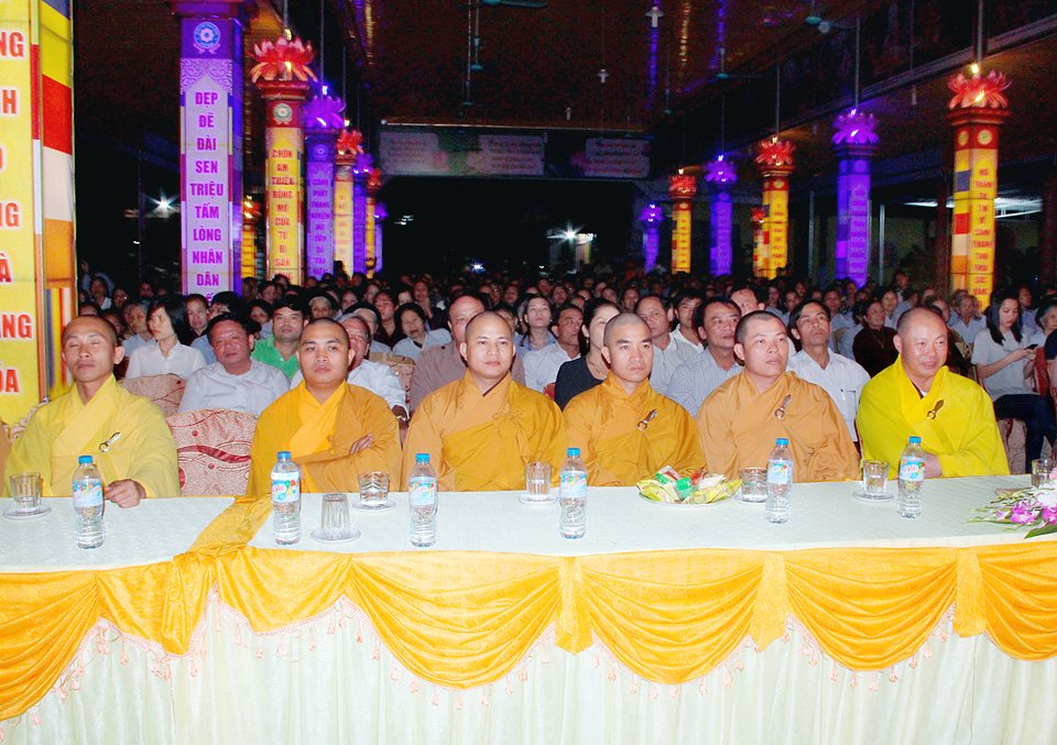 Sầm Sơn: Ban Trị sự GHPGVN Thị xã Sầm Sơn tổ chức Đại Lễ Phật Đản PL.2560 - DL.2016