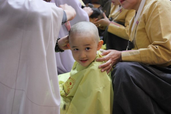 Hàn Quốc: Chùm ảnh trẻ em xuất gia làm tiểu Hòa thượng
