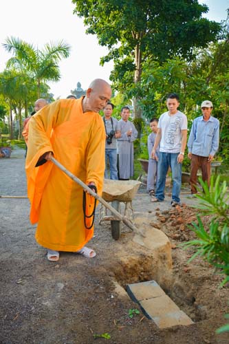 Cung tiễn Ân Sư