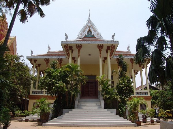 Campuchia: Ngôi Cổ tự Wat Ounalom, quần thể kiến trúc độc đáo