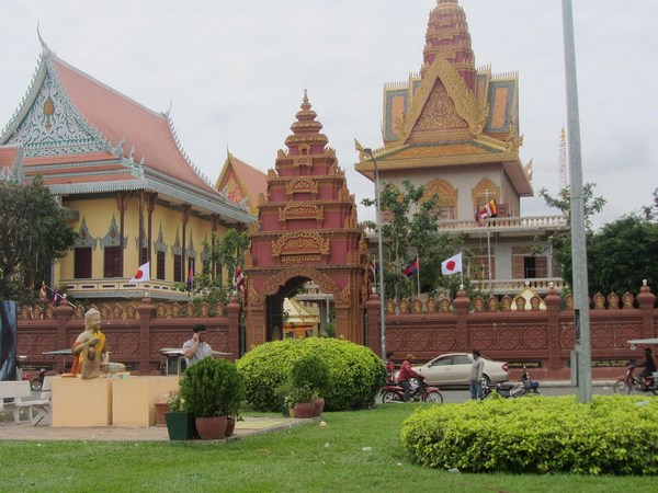Campuchia: Ngôi Cổ tự Wat Ounalom, quần thể kiến trúc độc đáo