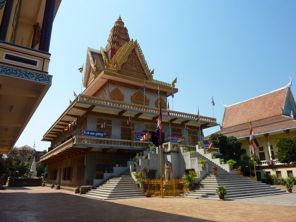 Campuchia: Ngôi Cổ tự Wat Ounalom, quần thể kiến trúc độc đáo
