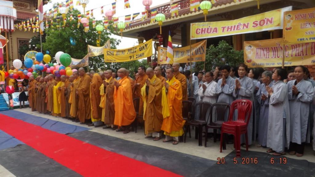 Thị xã Ninh Hòa trang nghiêm tổ chức Đại lễ Phật đản PL.2560