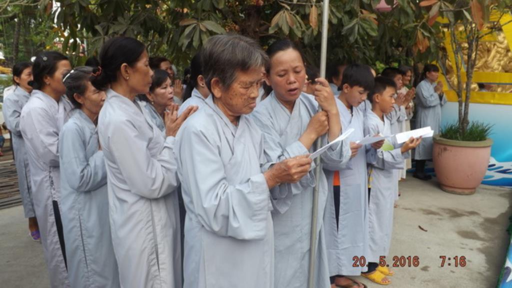 Thị xã Ninh Hòa trang nghiêm tổ chức Đại lễ Phật đản PL.2560