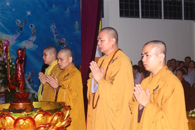 Chùm ảnh: Trang nghiêm tắm Phật tại chùa Thanh Hà
