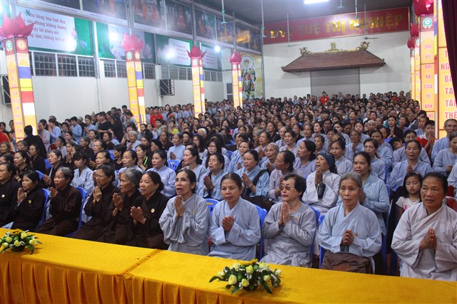 Chùm ảnh: Trang nghiêm tắm Phật tại chùa Thanh Hà