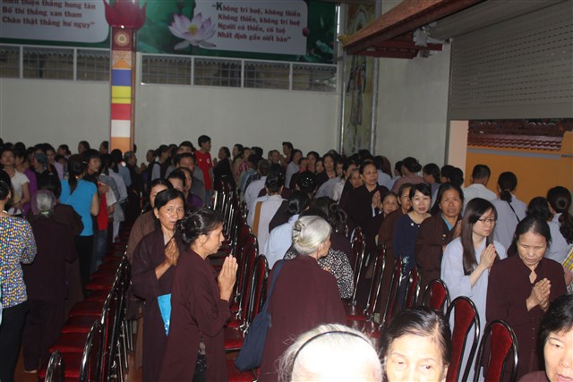 Chùm ảnh: Trang nghiêm tắm Phật tại chùa Thanh Hà