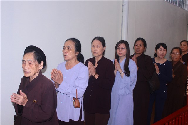 Chùm ảnh: Trang nghiêm tắm Phật tại chùa Thanh Hà