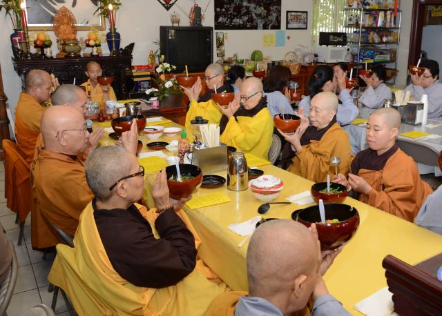 Chùa Phổ Từ (Hoa Kỳ): Tổ chức khóa tu học mùa hè năm 2016