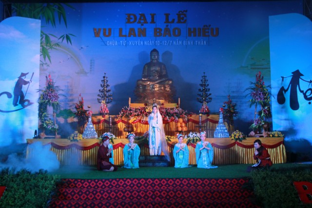 Thái Bình: Đại lễ Vu Lan tại chùa Từ Xuyên
