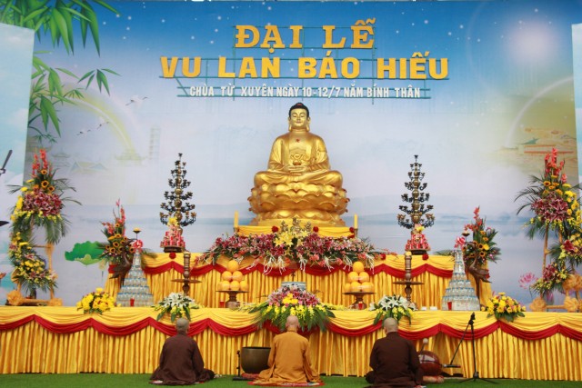 Thái Bình: Đại lễ Vu Lan tại chùa Từ Xuyên