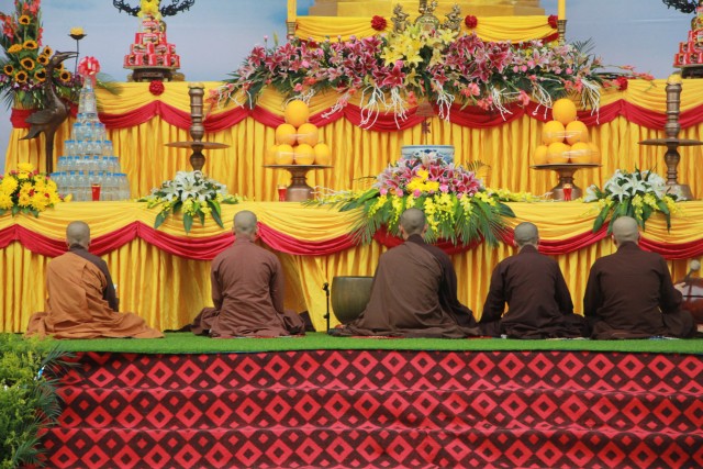 Thái Bình: Đại lễ Vu Lan tại chùa Từ Xuyên