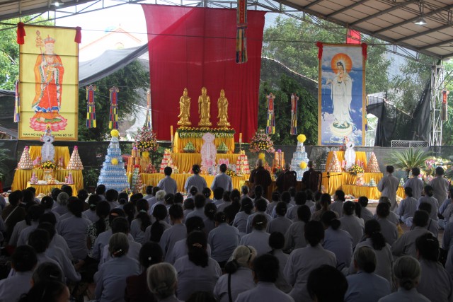 Thái Bình: Đại lễ Vu Lan tại chùa Từ Xuyên