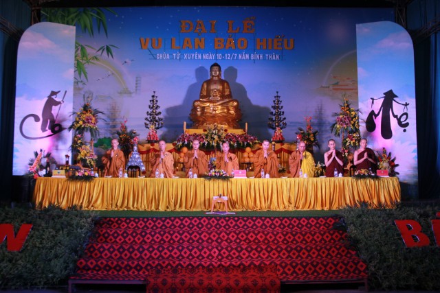 Thái Bình: Đại lễ Vu Lan tại chùa Từ Xuyên