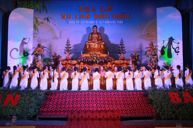 Thái Bình: Đại lễ Vu Lan tại chùa Từ Xuyên