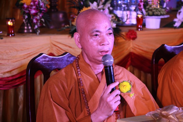 Thái Bình: Đêm hội bông hồng cài áo tại chùa Từ Xuyên