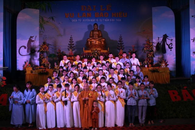 Thái Bình: Đại lễ Vu Lan tại chùa Từ Xuyên