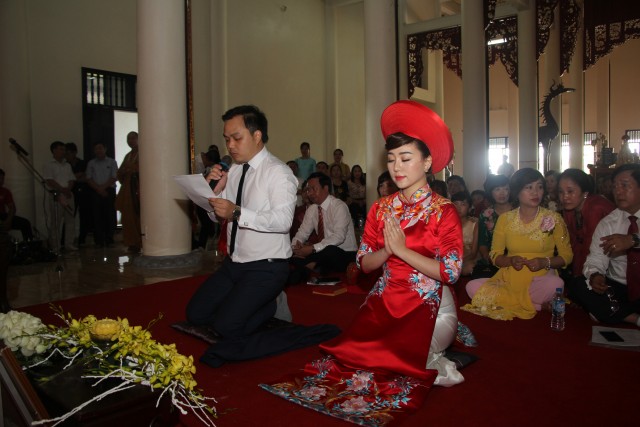 Thái Bình: Hai đôi bạn trẻ làm lễ hằng thuận